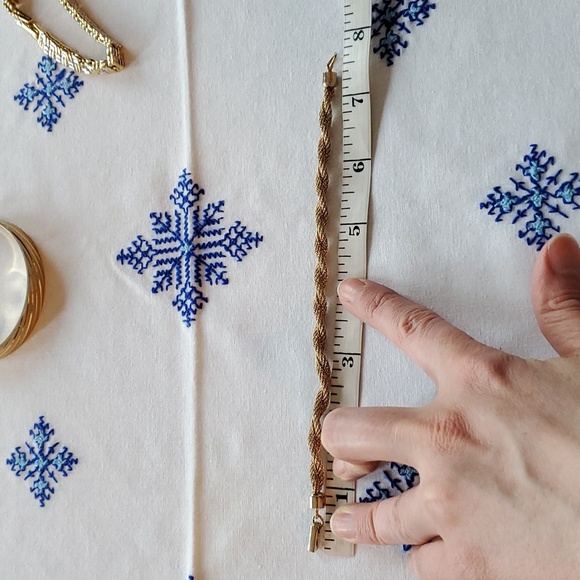 Vintage Monet Sarah Cov D'Orlan gold tone bracelets - Picture 10 of 14